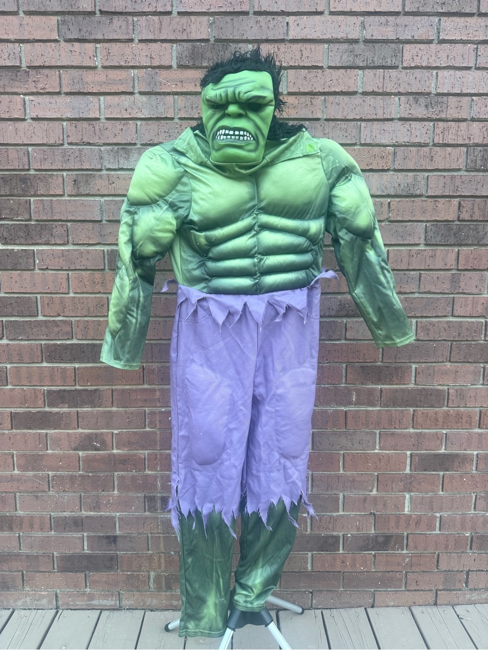 Disney Store Kids Avengers Incredible Hulk Deluxe Costume Halloween Mask Size 10